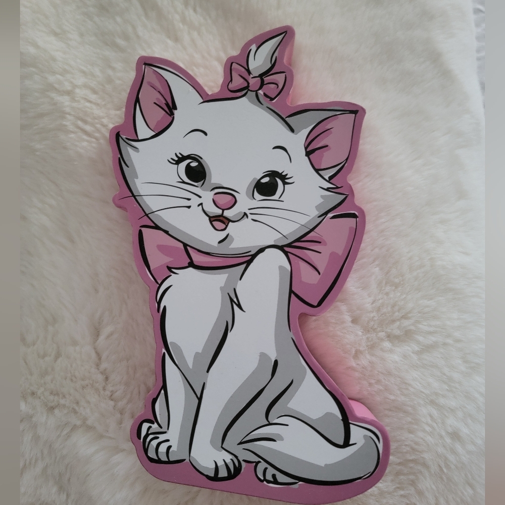 Aristocat Wall Decor